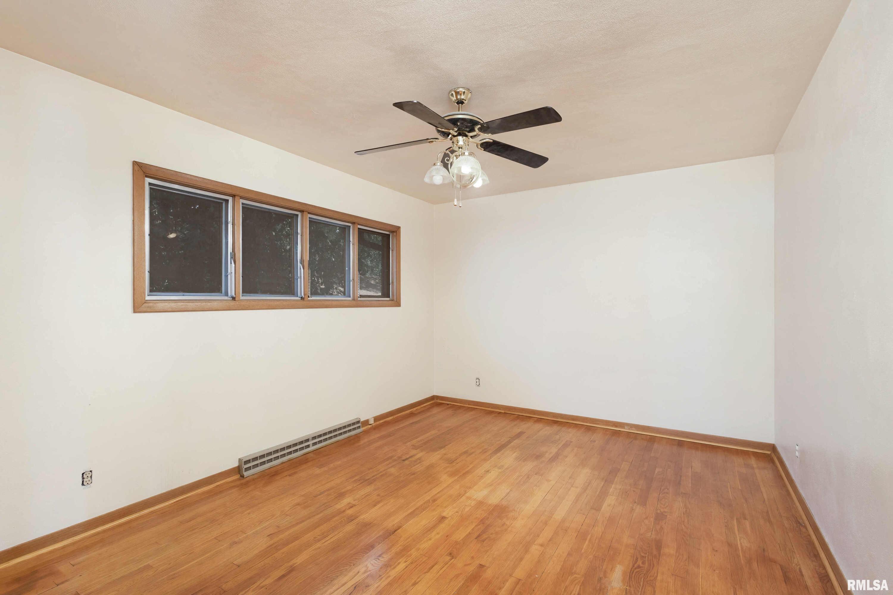 2002 7th Street Moline, IL 61265 - Photo 14 of 24 Gallery Image 14
