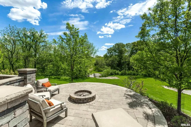 $3,450,000 | 5122 230th Street North, Port Byron, IL 61275