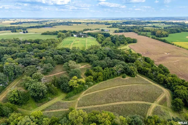 $3,450,000 | 5122 230th Street North, Port Byron, IL 61275