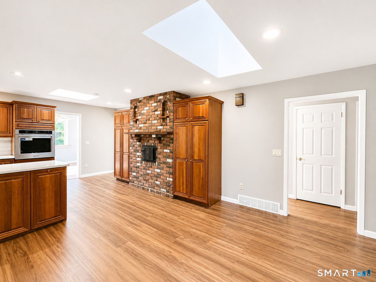 591 Derby-Milford Road Orange, CT 06477 - Photo 10 of 33