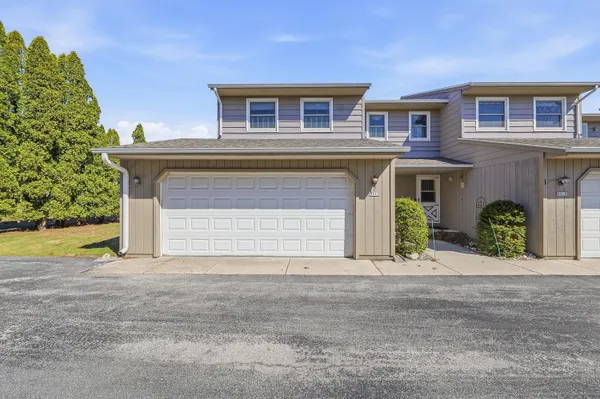 $249,900 | 3517 Willow Circle, Sheboygan, WI 53083