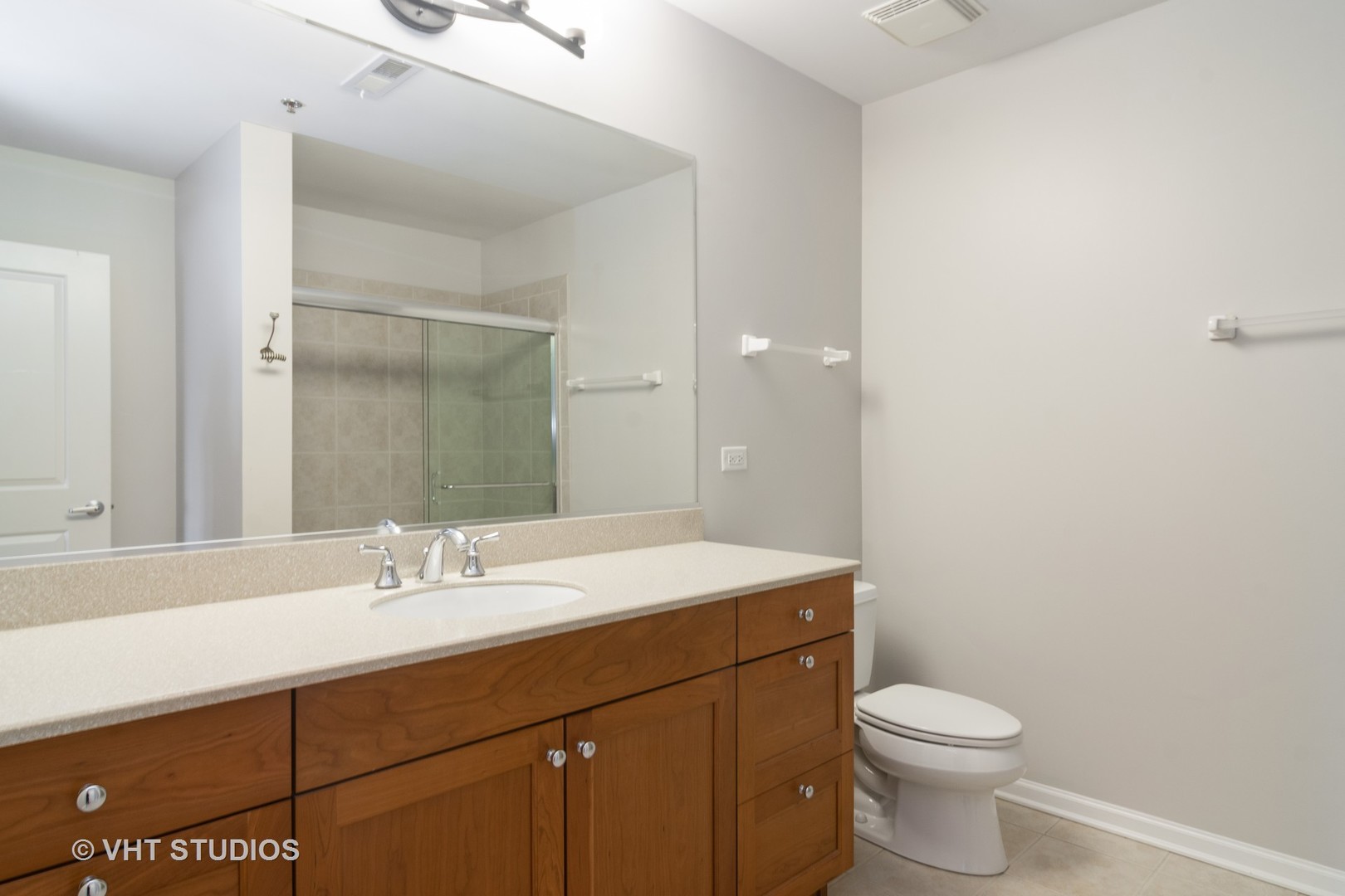 1199 East Port Clinton Road, Unit 606 Vernon Hills, IL 60061 - Photo 13 of 18
