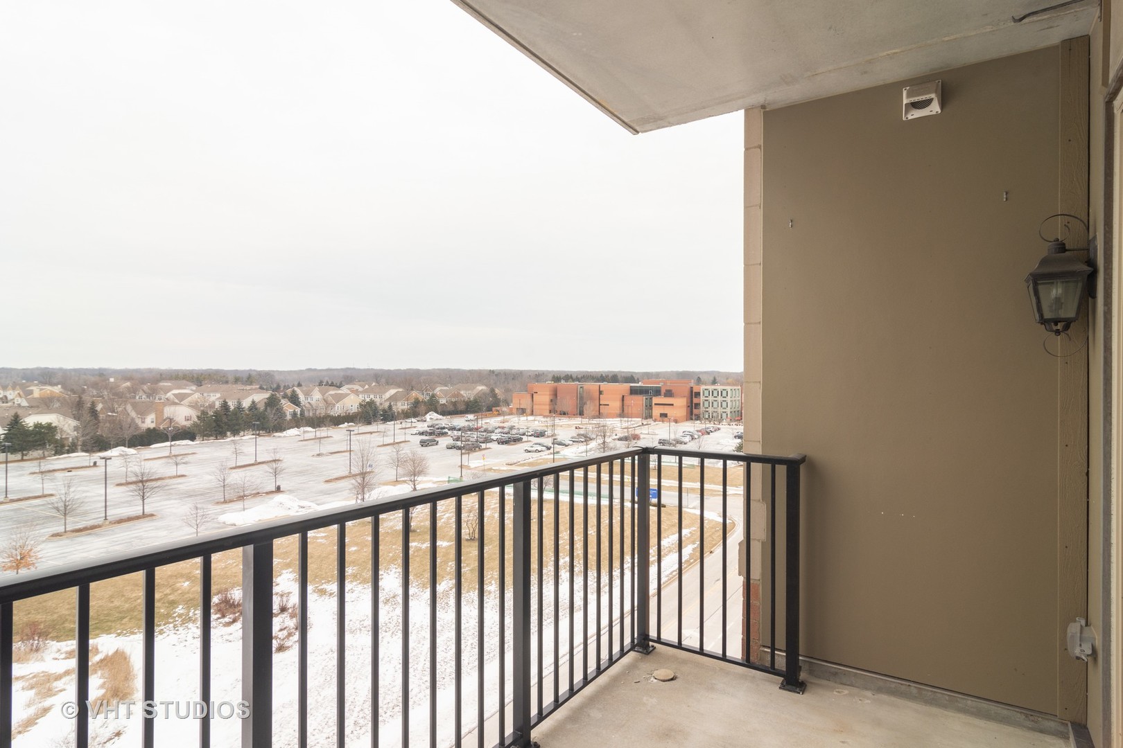 1199 East Port Clinton Road, Unit 606 Vernon Hills, IL 60061 - Photo 17 of 18