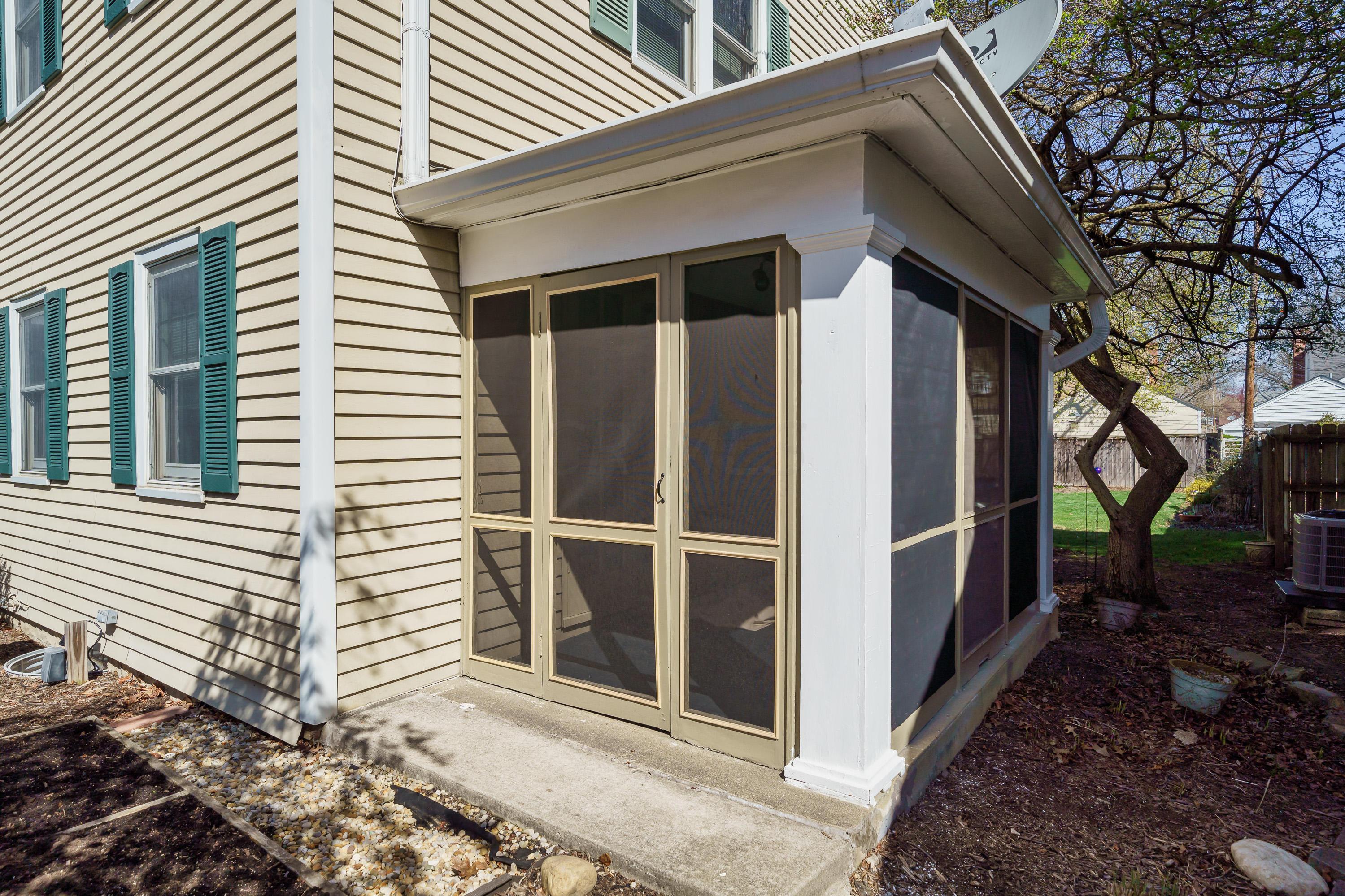 426 Arden Road Columbus, OH 43214 - Photo 4 of 13 Gallery Image 4