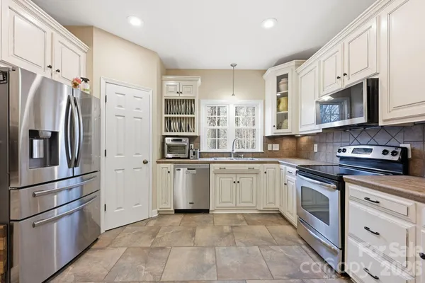 $849,000 | 3366 St James Church Road, Denver, NC 28037