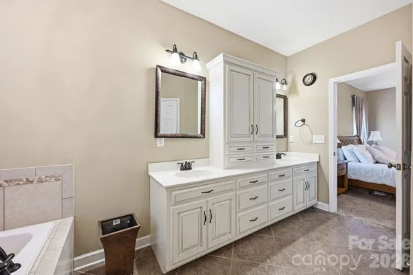 $849,000 | 3366 St James Church Road, Denver, NC 28037