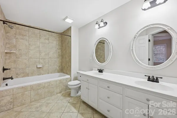 $849,000 | 3366 St James Church Road, Denver, NC 28037