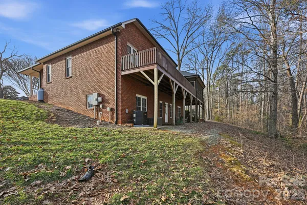 $849,000 | 3366 St James Church Road, Denver, NC 28037