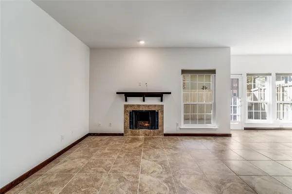$2,500 | 8418 Towneship Lane, Dallas, TX 75243