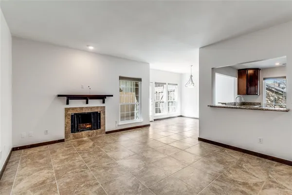 $2,500 | 8418 Towneship Lane, Dallas, TX 75243