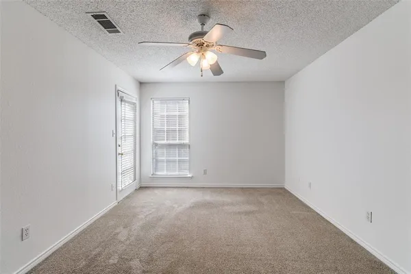 $2,500 | 8418 Towneship Lane, Dallas, TX 75243