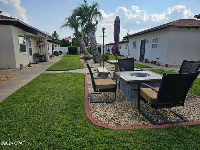 $1,350 | 5500 Beach Drive, Unit 16, Panama City Beach, FL 32408