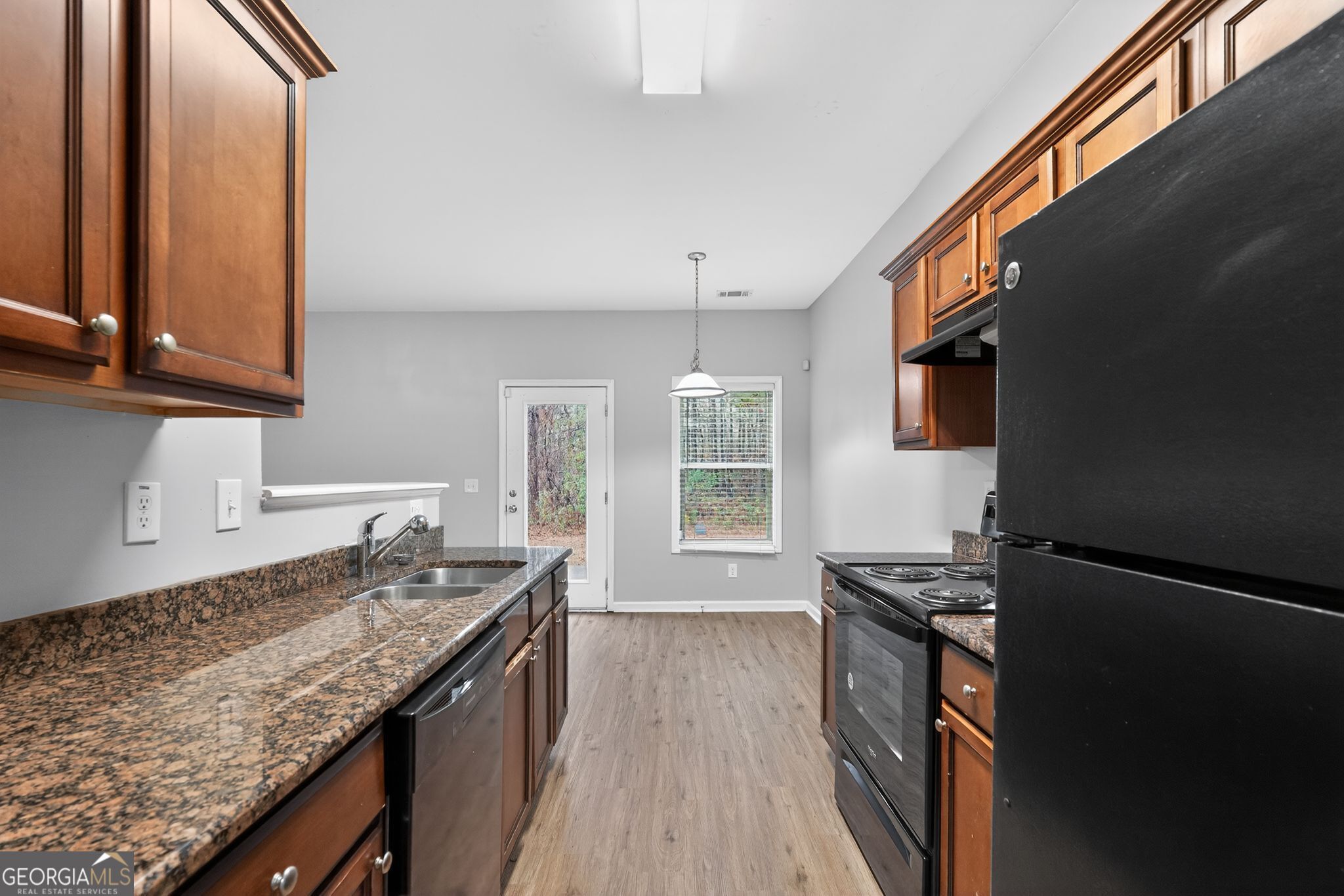 6373 Shadow Square Lithonia, GA 30058 - Photo 11 of 33