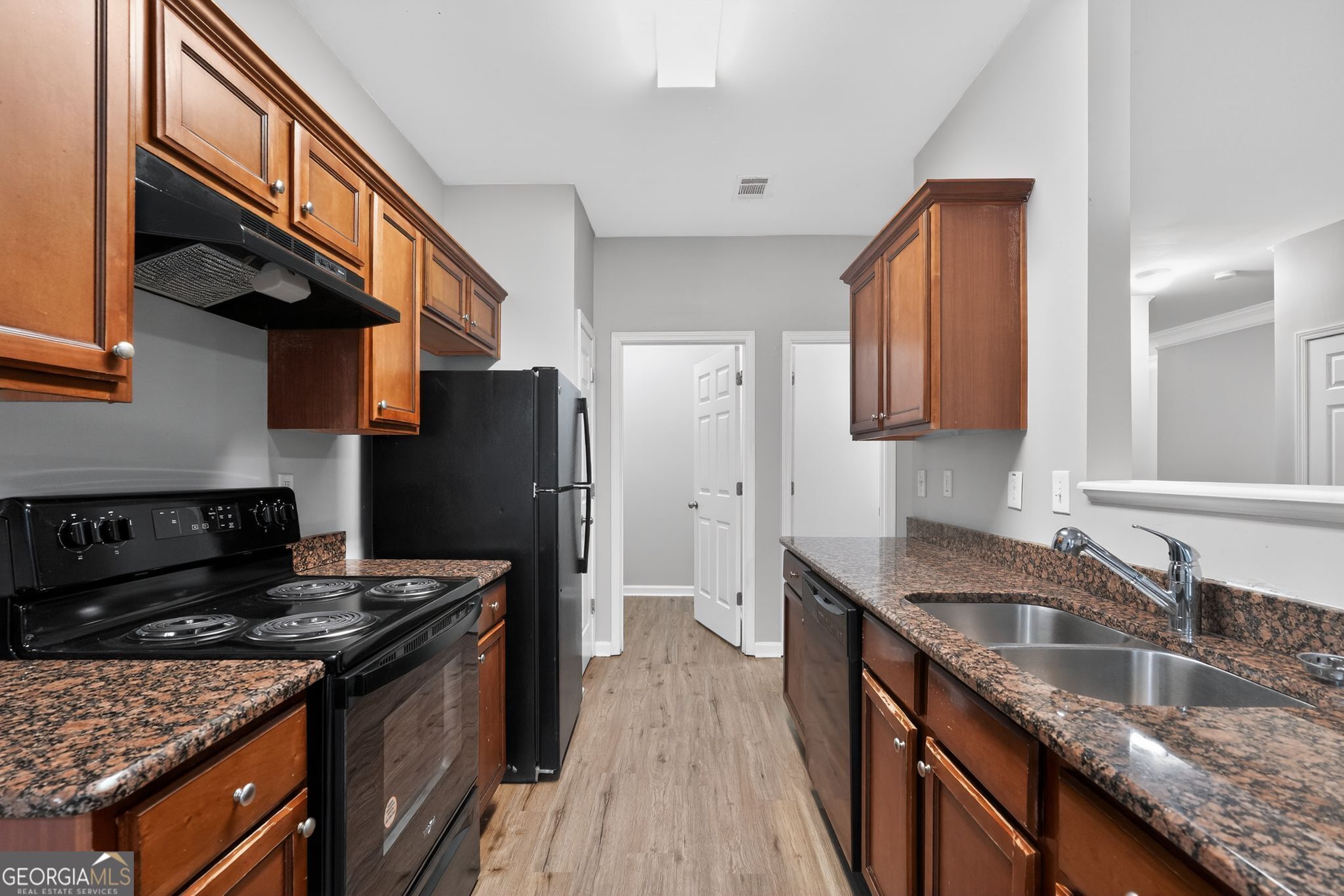 6373 Shadow Square Lithonia, GA 30058 - Photo 8 of 33