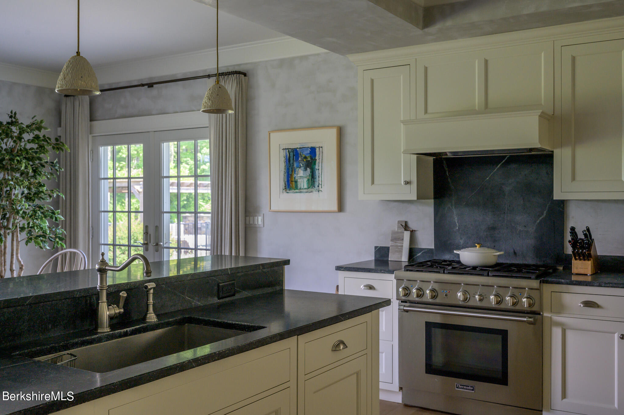 32 Oxbow Road Egremont, MA 01230 - Photo 14 of 61 Great Room - Kitchen