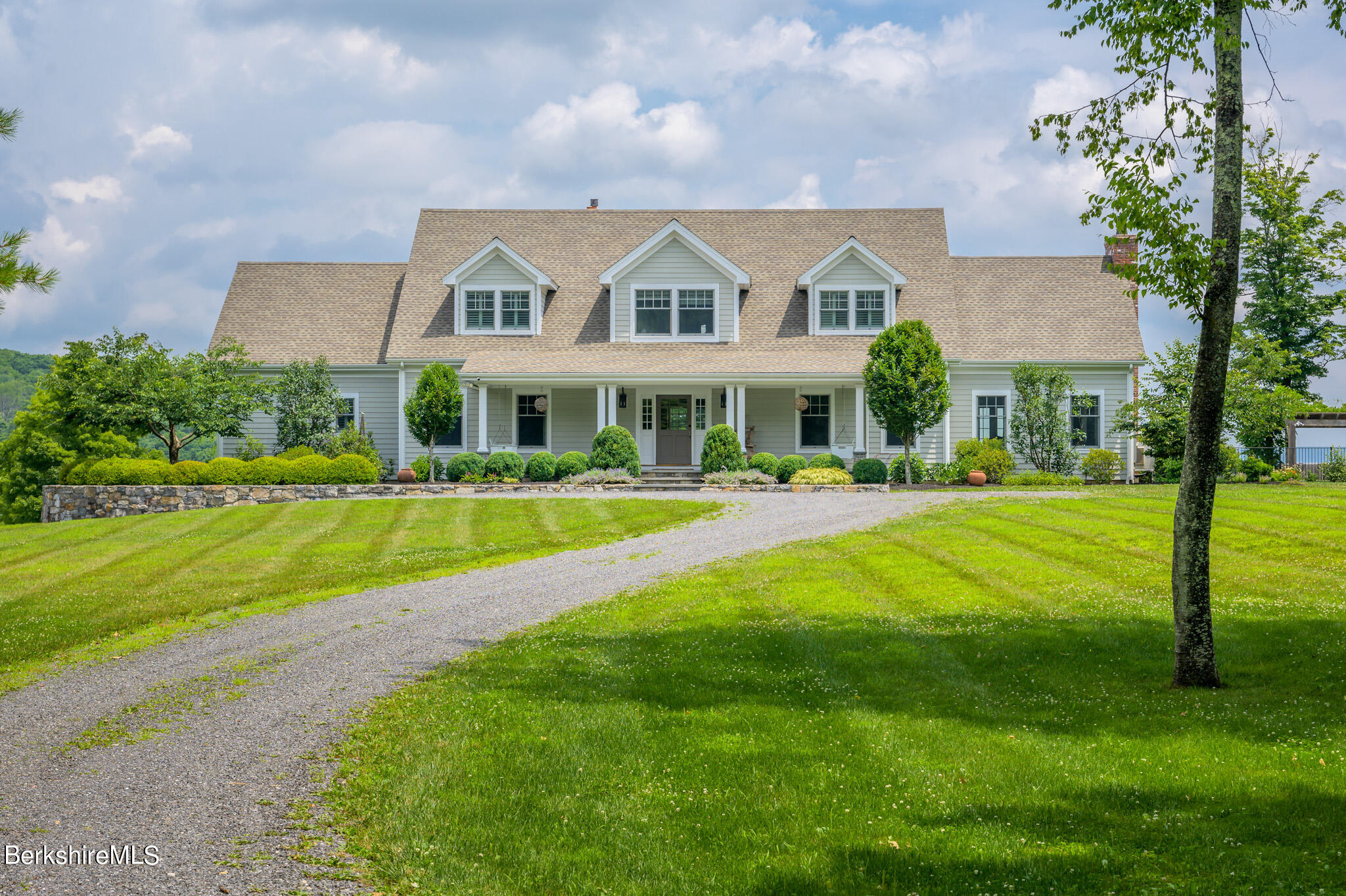 32 Oxbow Rd