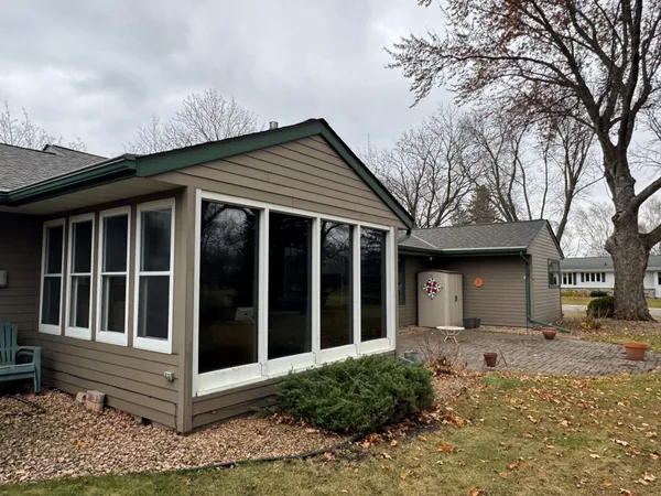 $289,900 | 508 South 4th Street, Olivia, MN 56277