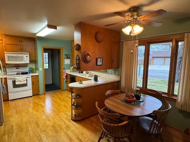 $299,900 | 508 South 4th Street, Olivia, MN 56277
