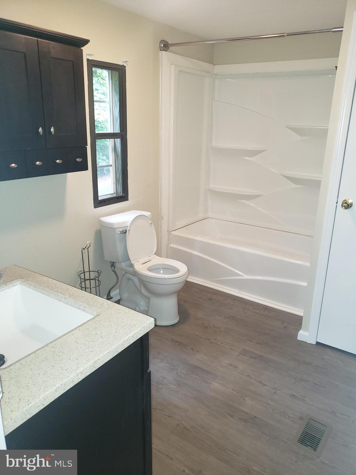 24896 Hill Road Hollywood, MD 20636 - Photo 10 of 17 Primary bathroom