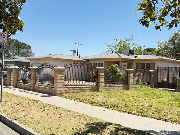 $3,700 | 9279 Dorrington Avenue, Arleta, CA 91331
