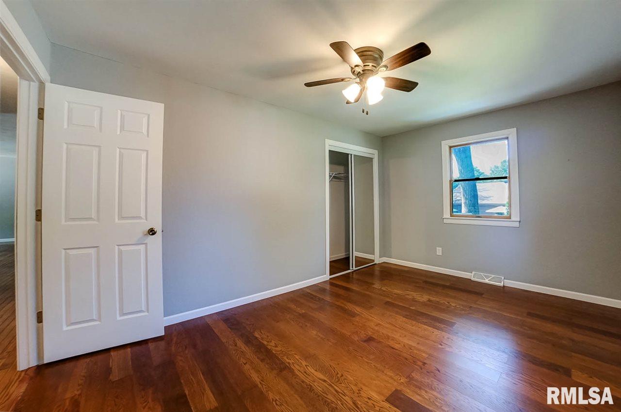 61 North Oxford Road Springfield, IL 62702 - Photo 16 of 35