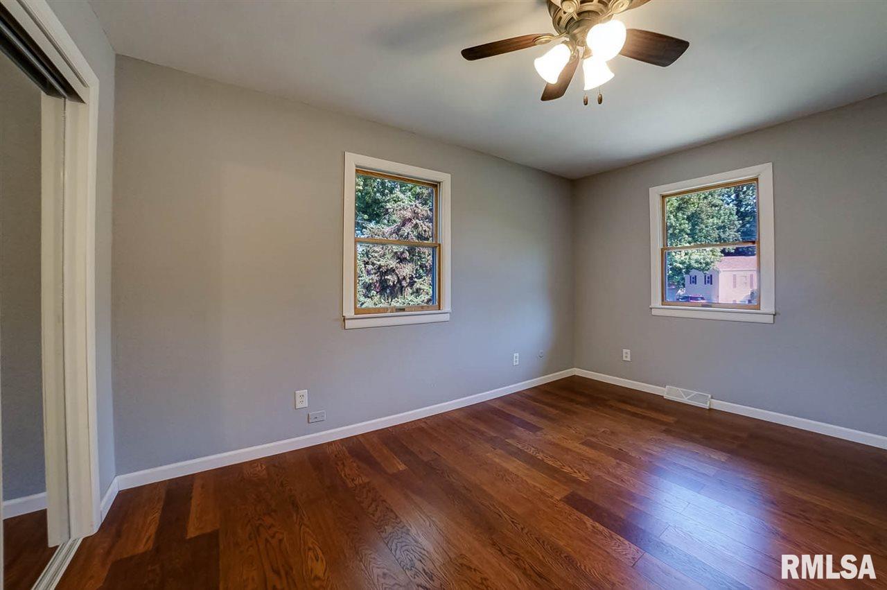 61 North Oxford Road Springfield, IL 62702 - Photo 20 of 35
