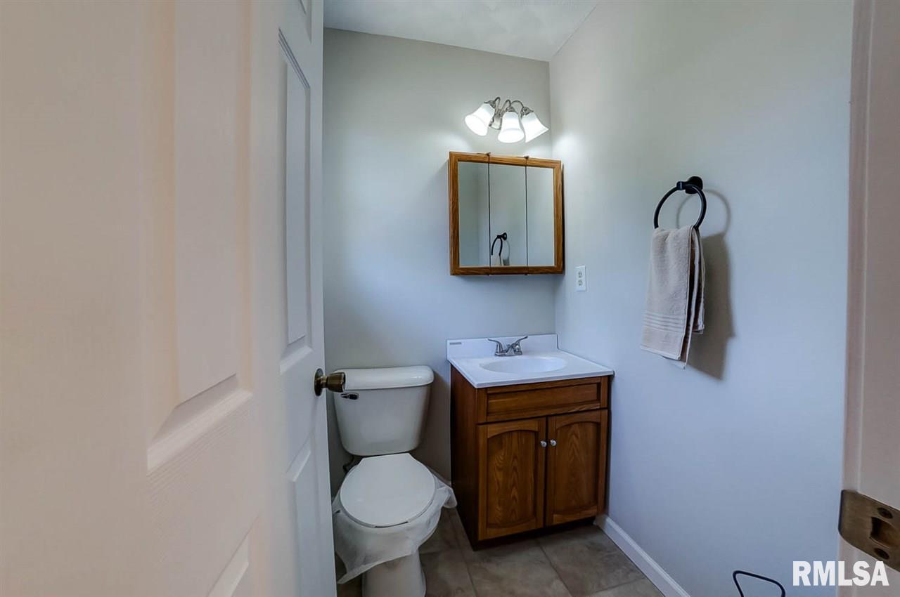 61 North Oxford Road Springfield, IL 62702 - Photo 21 of 35