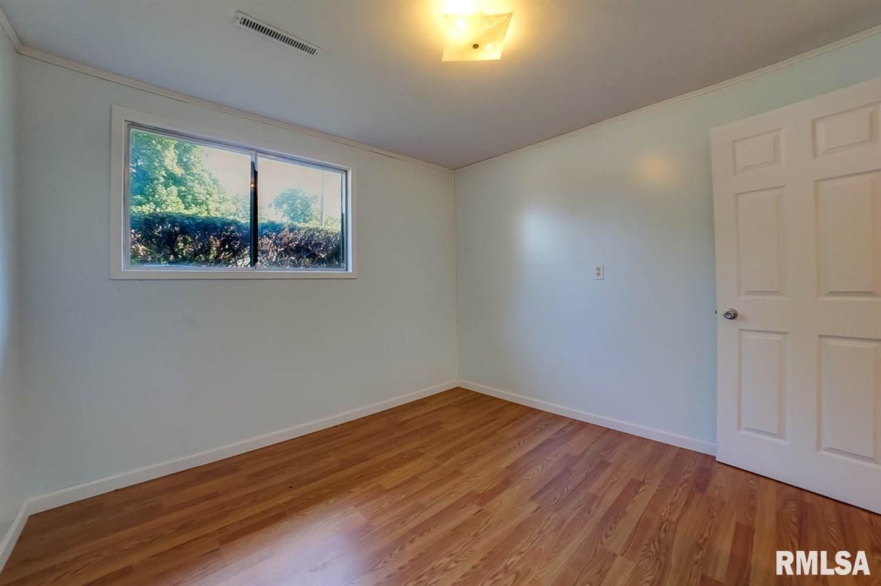 61 North Oxford Road Springfield, IL 62702 - Photo 24 of 35