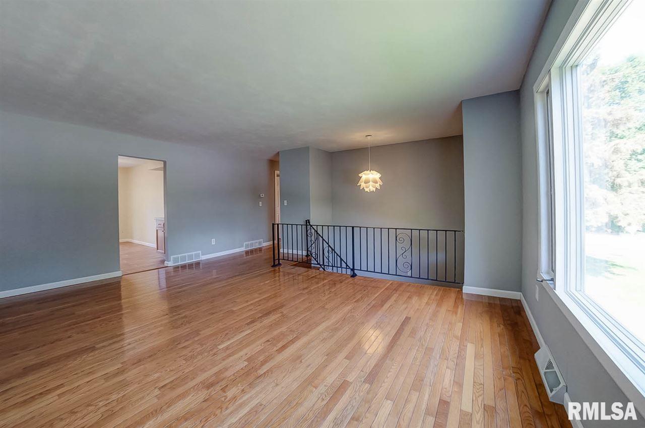 61 North Oxford Road Springfield, IL 62702 - Photo 8 of 35