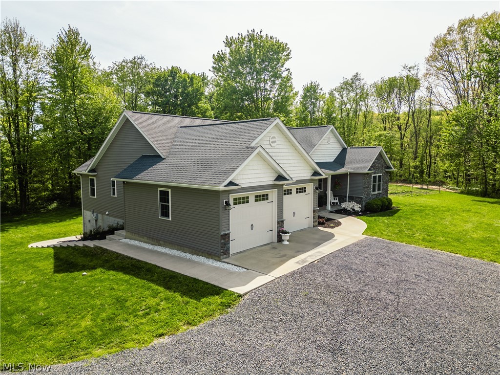5700 Amber Road Northwest Dundee, OH 44624 - Photo 3 of 24