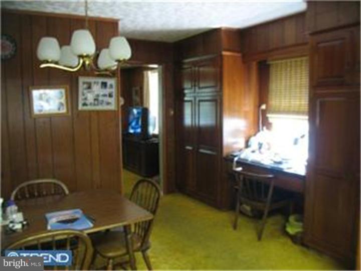 144 Deptford Road Glassboro, NJ 08028 - Photo 3 of 12