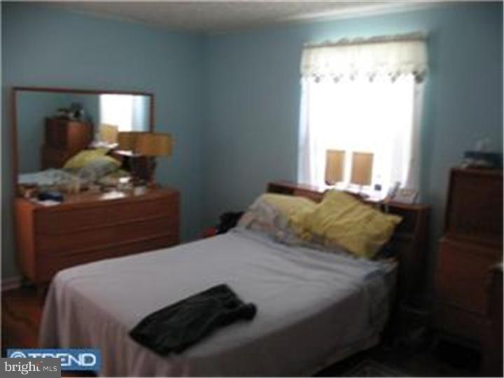 144 Deptford Road Glassboro, NJ 08028 - Photo 6 of 12