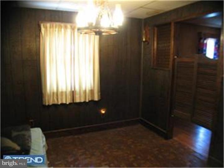 144 Deptford Road Glassboro, NJ 08028 - Photo 7 of 12