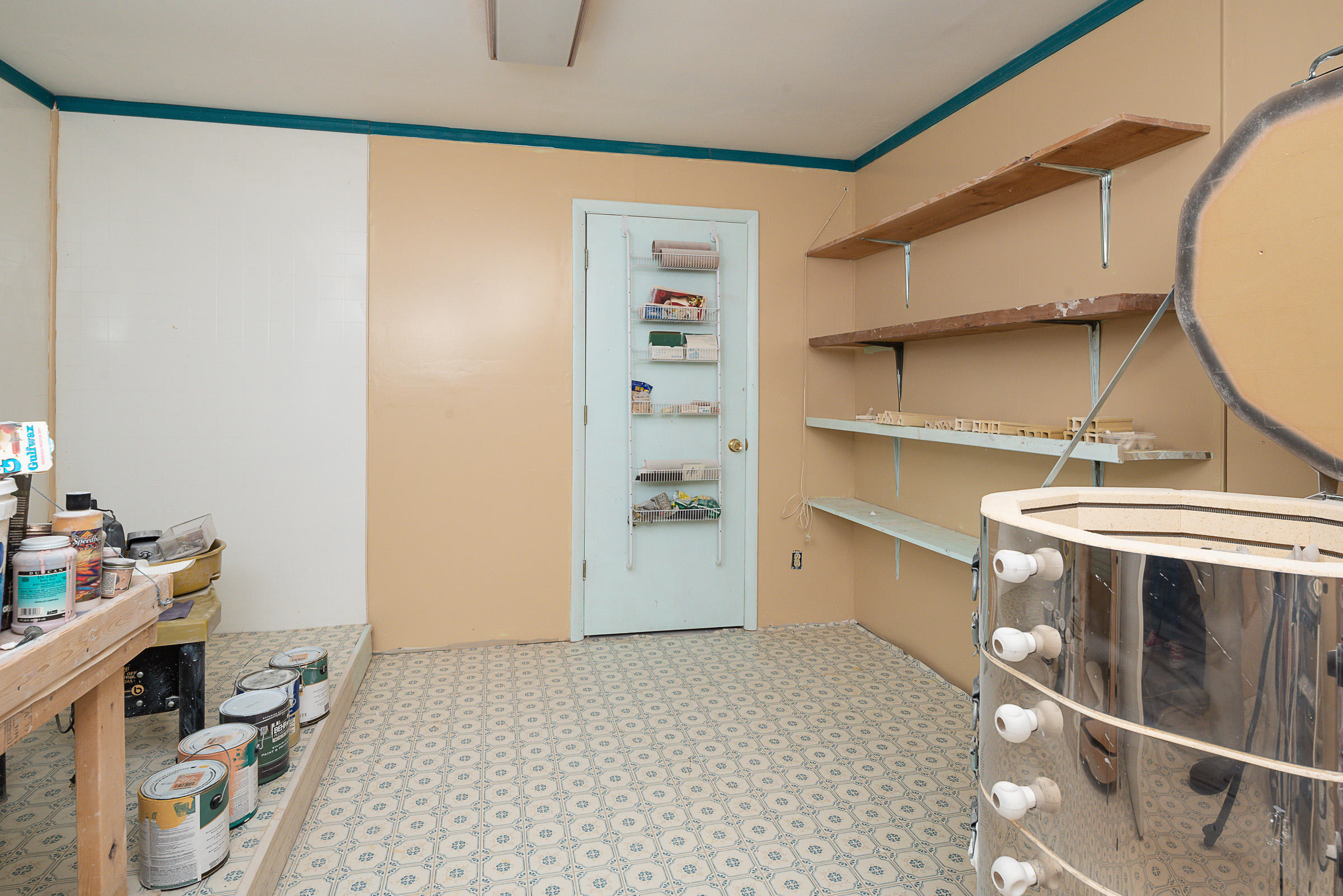115 Timbercrest Drive Oak Ridge, TN 37830 - Photo 19 of 21 Workroom downstairs