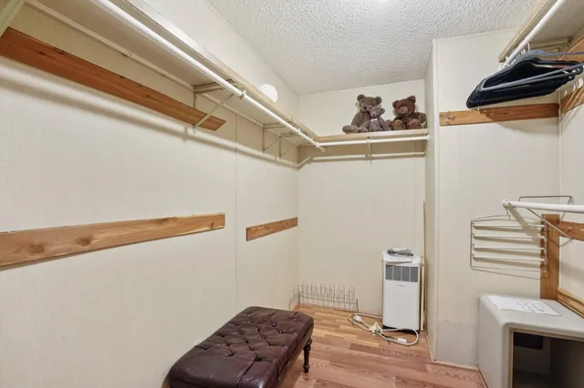 a view of utility room