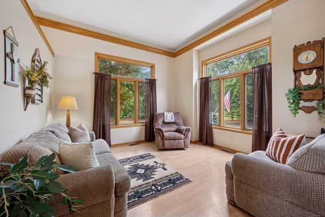 $500,000 | 29928 152nd Street Northwest, Zimmerman, MN 55398