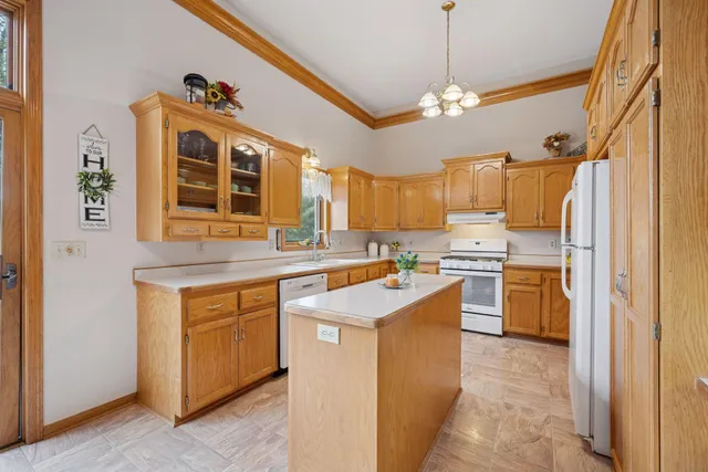 $500,000 | 29928 152nd Street Northwest, Zimmerman, MN 55398