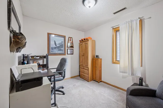 $500,000 | 29928 152nd Street Northwest, Zimmerman, MN 55398