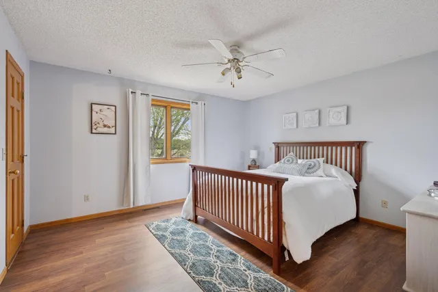 $500,000 | 29928 152nd Street Northwest, Zimmerman, MN 55398