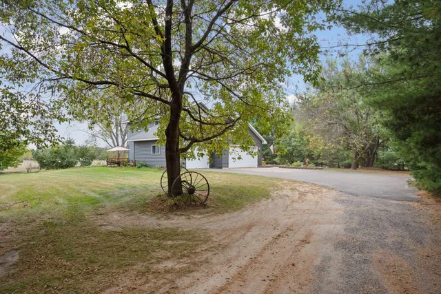 $500,000 | 29928 152nd Street Northwest, Zimmerman, MN 55398