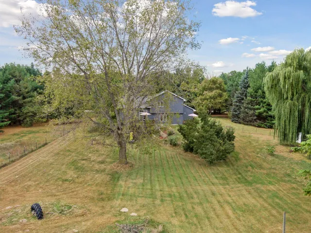 $500,000 | 29928 152nd Street Northwest, Zimmerman, MN 55398