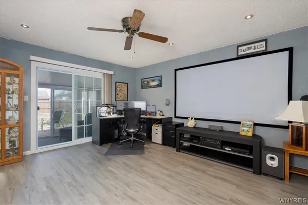 $279,900 | 278 North Seine Drive, Cheektowaga, NY 14227