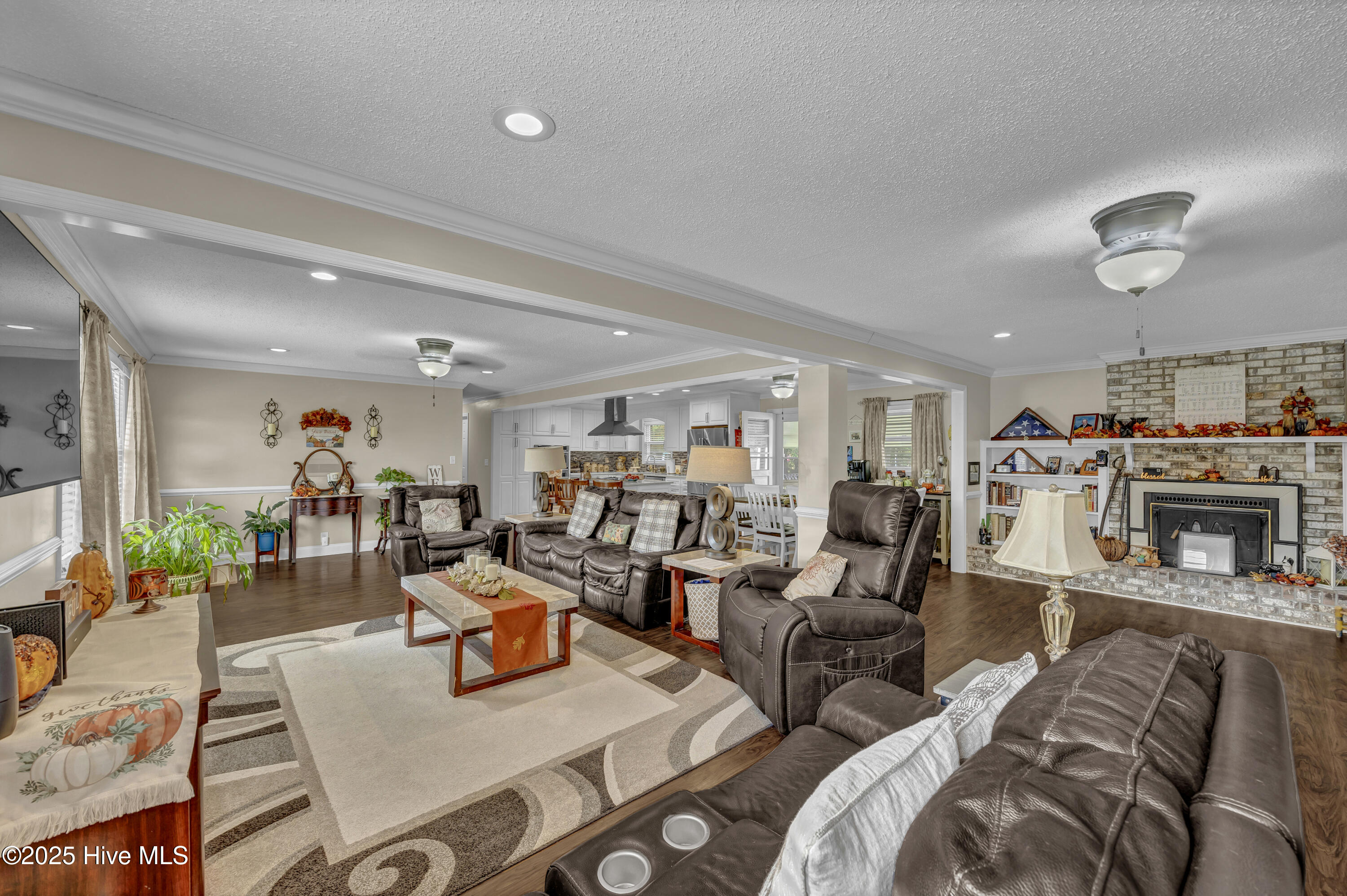 3316 North Kerr Avenue Wilmington, NC 28405 - Photo 6 of 23 IMG_2423