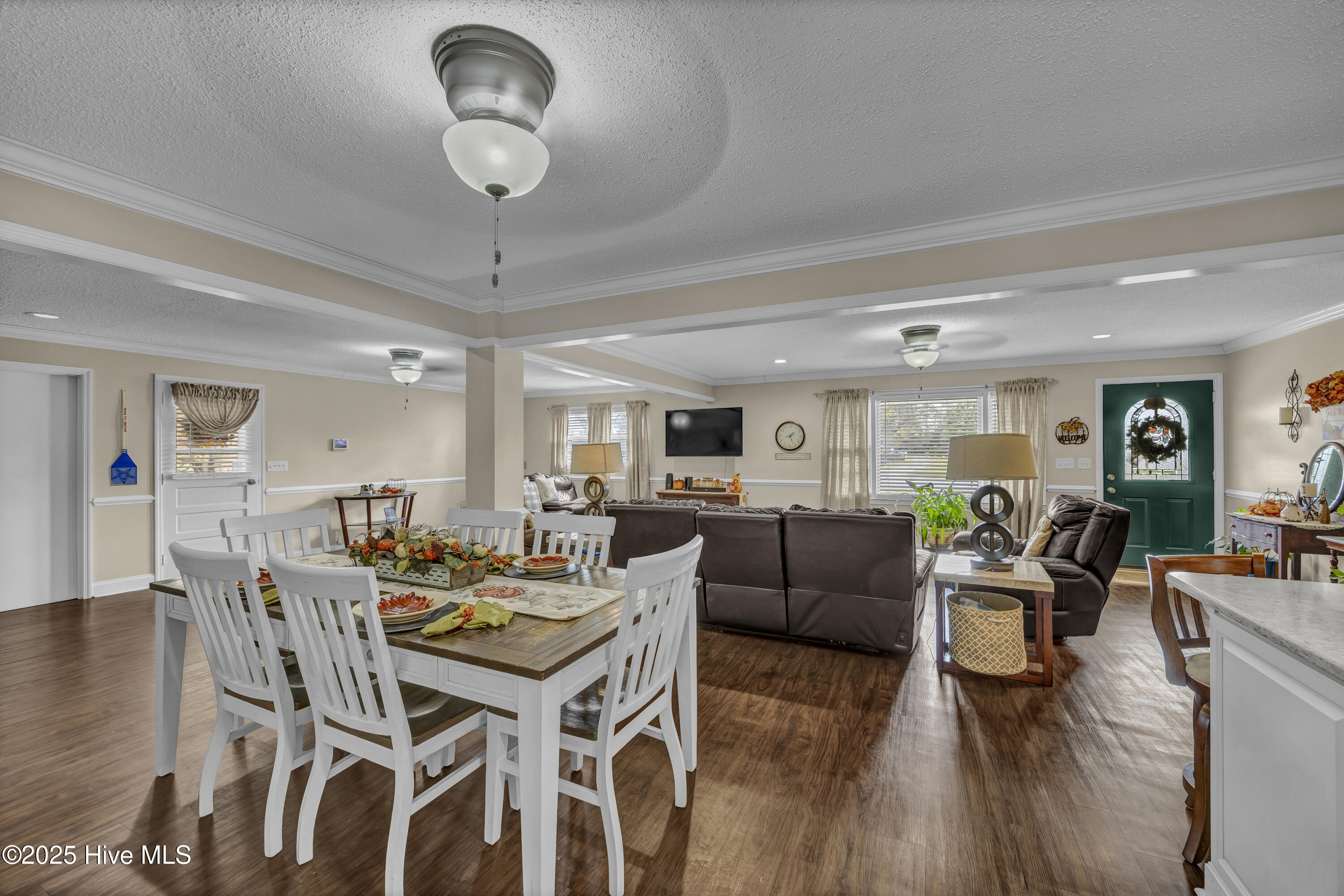 3316 North Kerr Avenue Wilmington, NC 28405 - Photo 7 of 23 IMG_2411