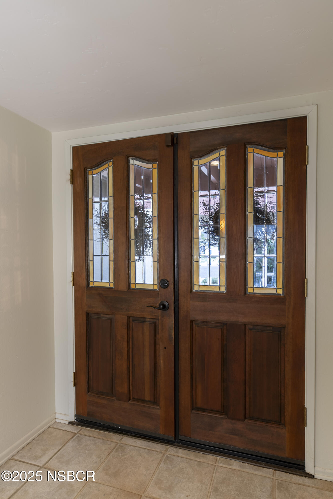 129 Hercules Avenue Lompoc, CA 93436 - Photo 4 of 47 Tom Hinkens Best Edit-39