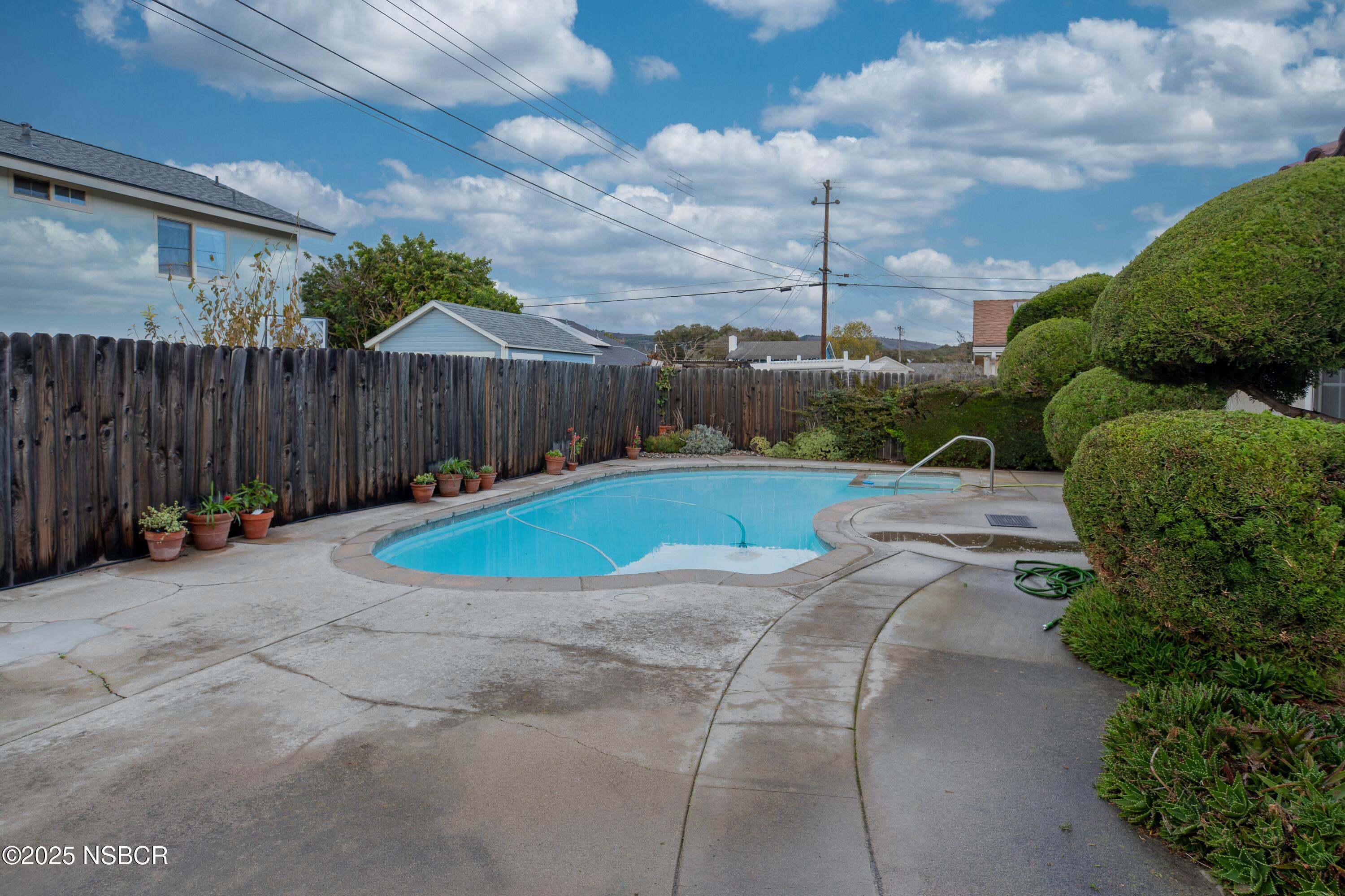 129 Hercules Avenue Lompoc, CA 93436 - Photo 42 of 47 Tom Hinkens Best Edit-41