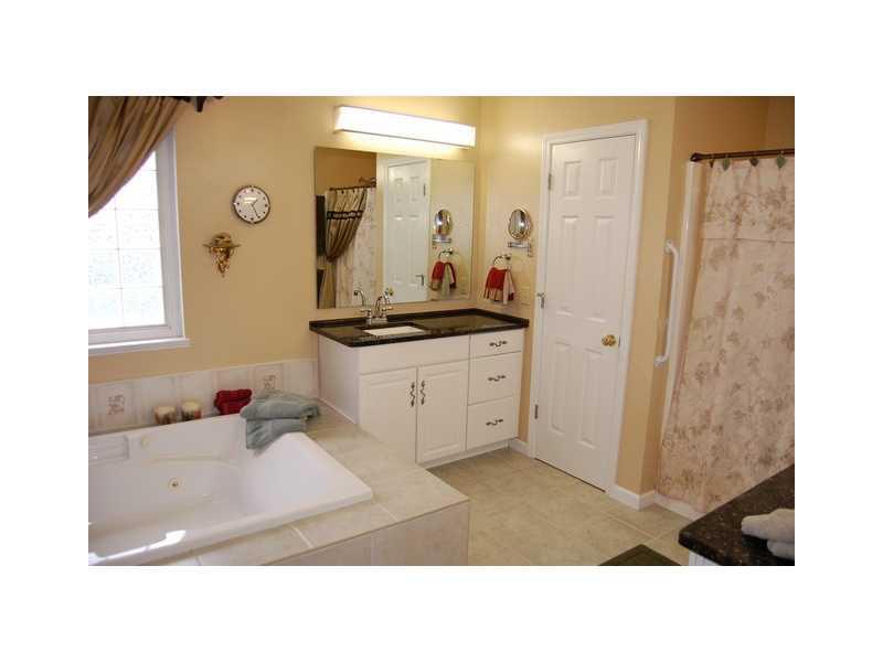 6037 Red Fox Road Pendleton, IN 46064 - Photo 15 of 24