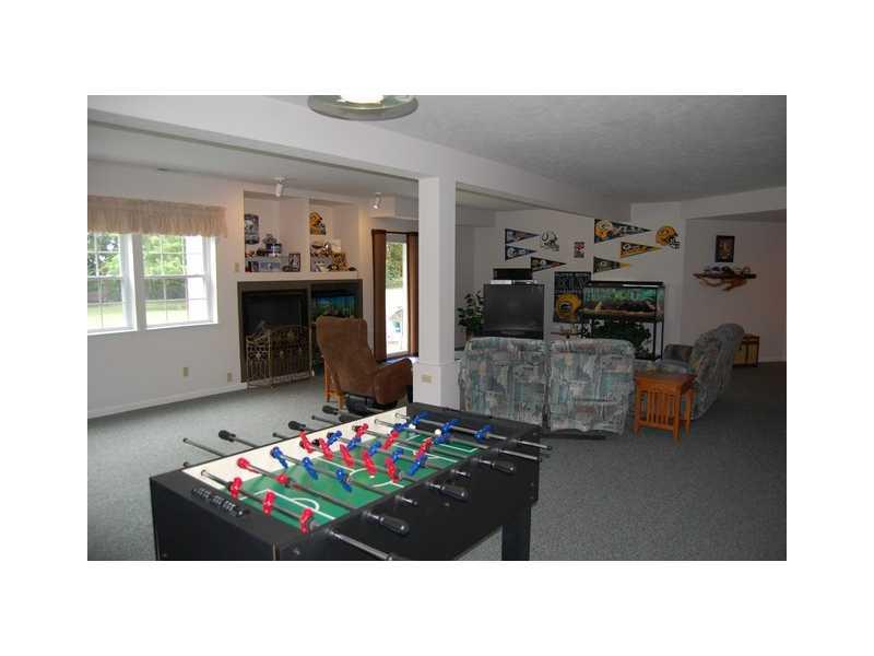 6037 Red Fox Road Pendleton, IN 46064 - Photo 7 of 24