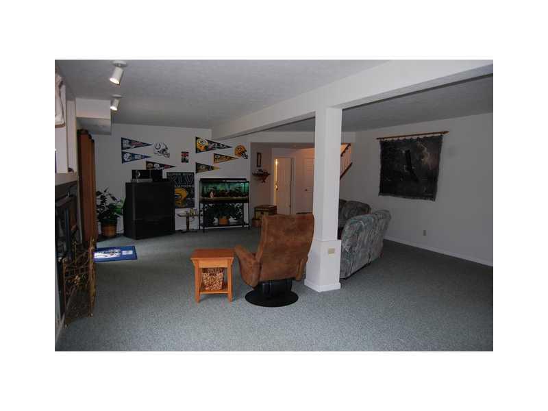6037 Red Fox Road Pendleton, IN 46064 - Photo 10 of 24