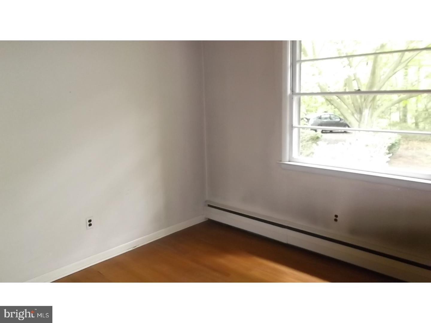 14 Little Oxmead Road Burlington, NJ 08016 - Photo 11 of 25 Gallery Image 11